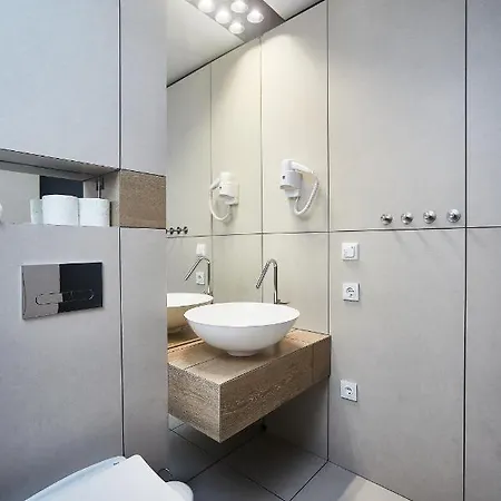 Room, 45 перлина Kadorr, аркадія