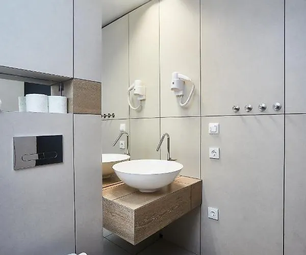 Room, 45 перлина Kadorr, аркадія